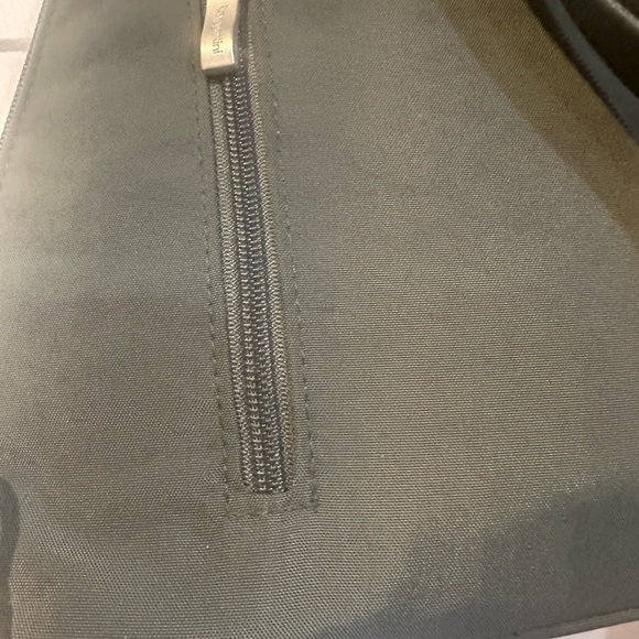 Baggallini Storm Gray Backpack Sling bag - Picture 5 of 13